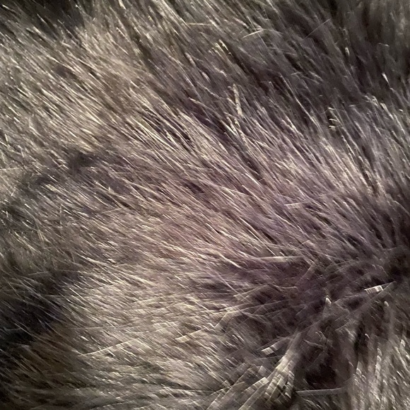 Urban Fur Fitter Abalanche Reversible Faux - Picture 6 of 6